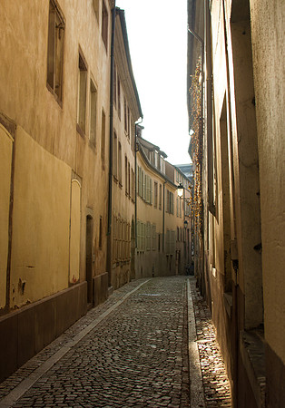 Empty side streets - Strasbourg